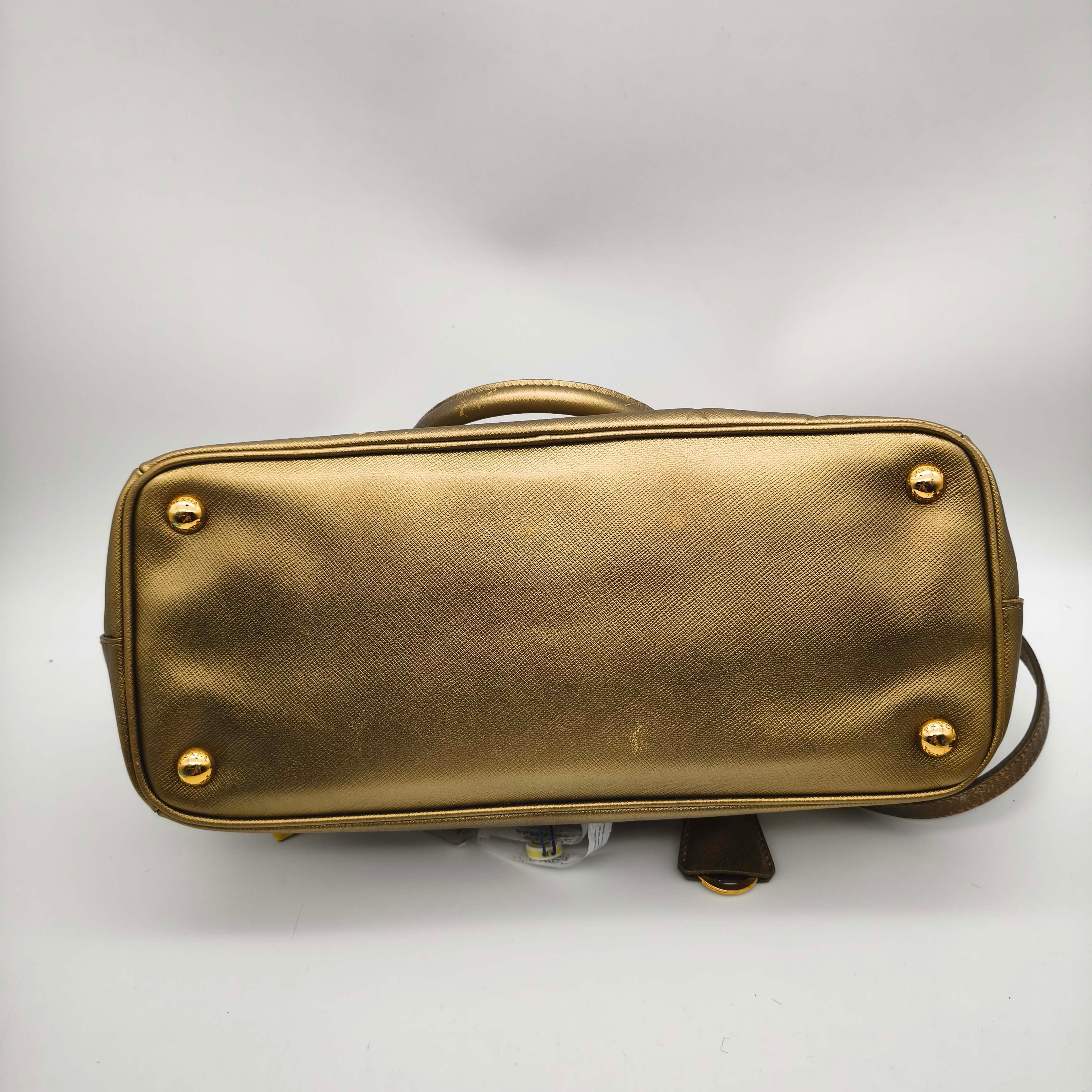 Prada Gold