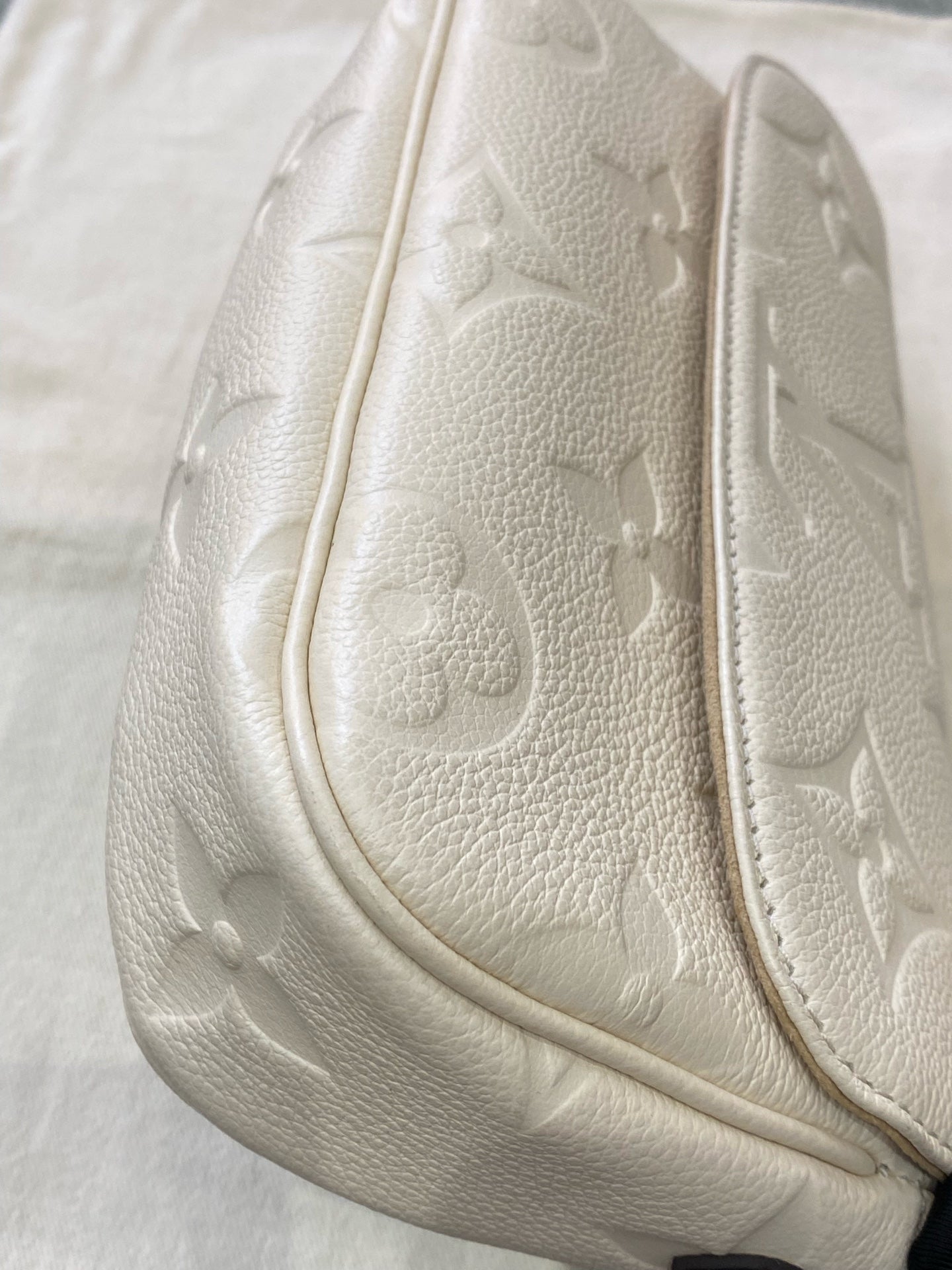 Louis Vuitton White Crossbody