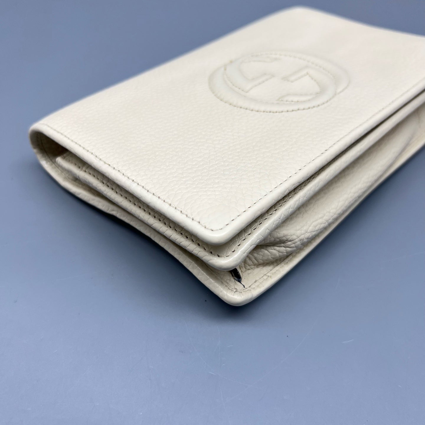 Gucci White