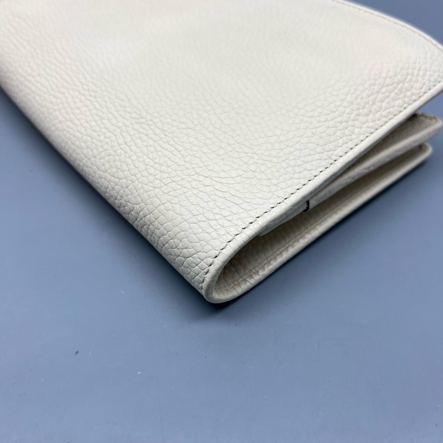 Gucci White