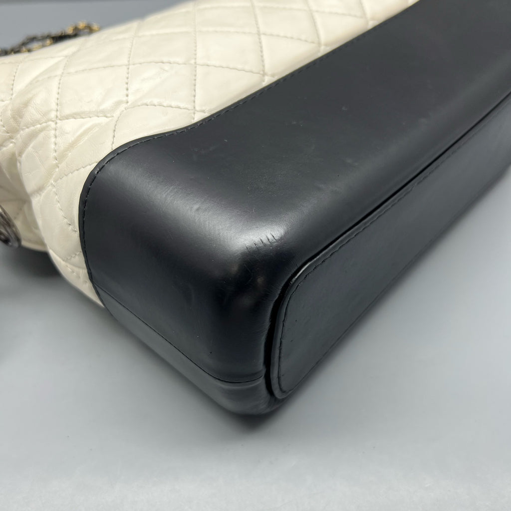 Chanel Black