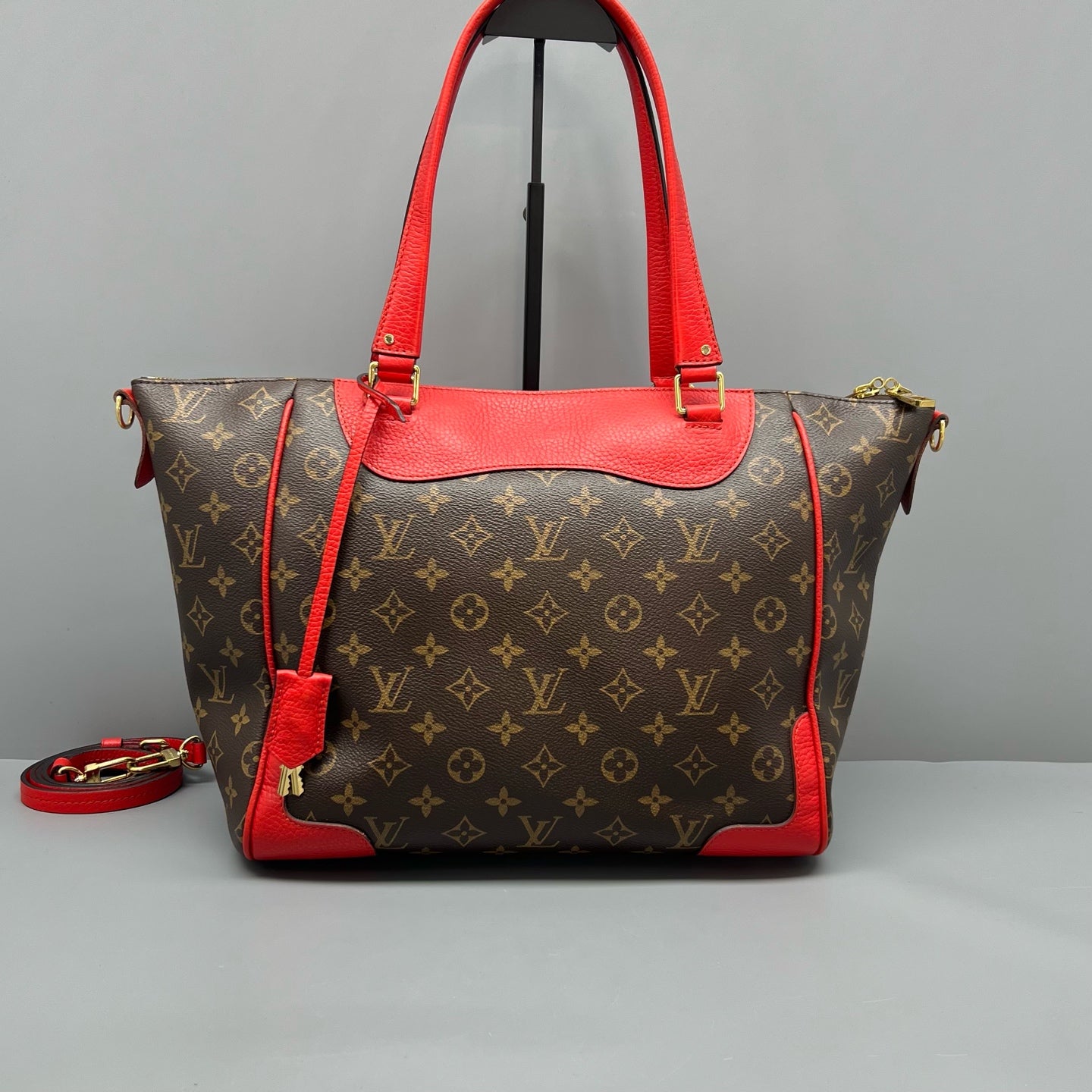 Louis Vuitton Shoulder Bag