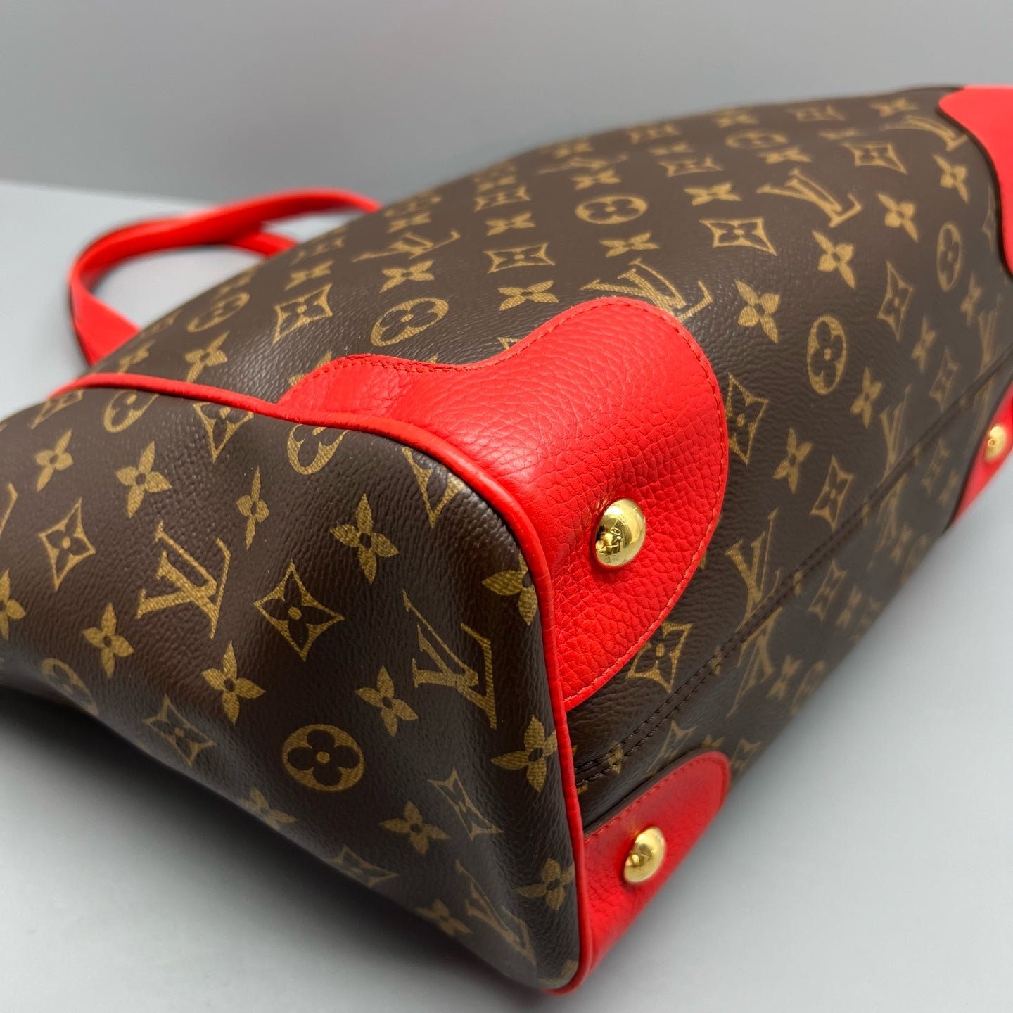 Louis Vuitton Shoulder Bag