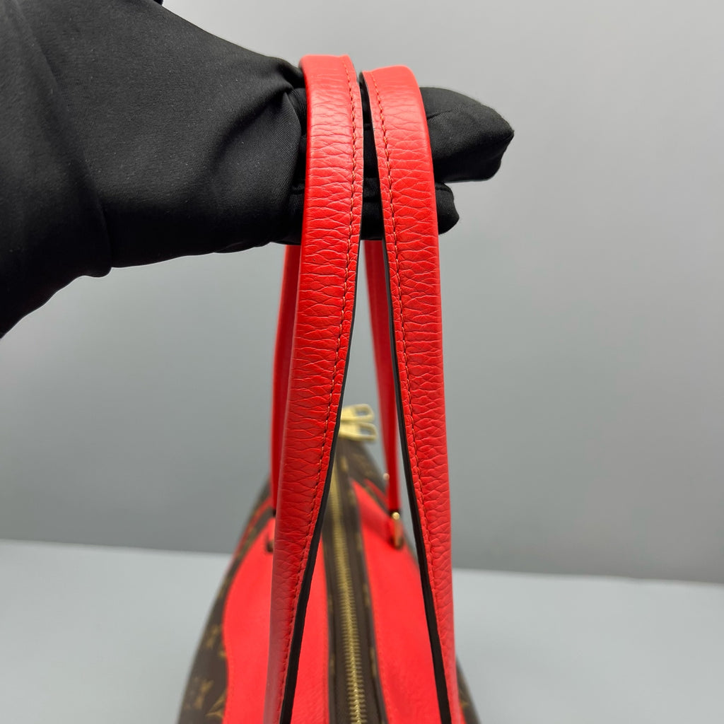 Louis Vuitton Shoulder Bag