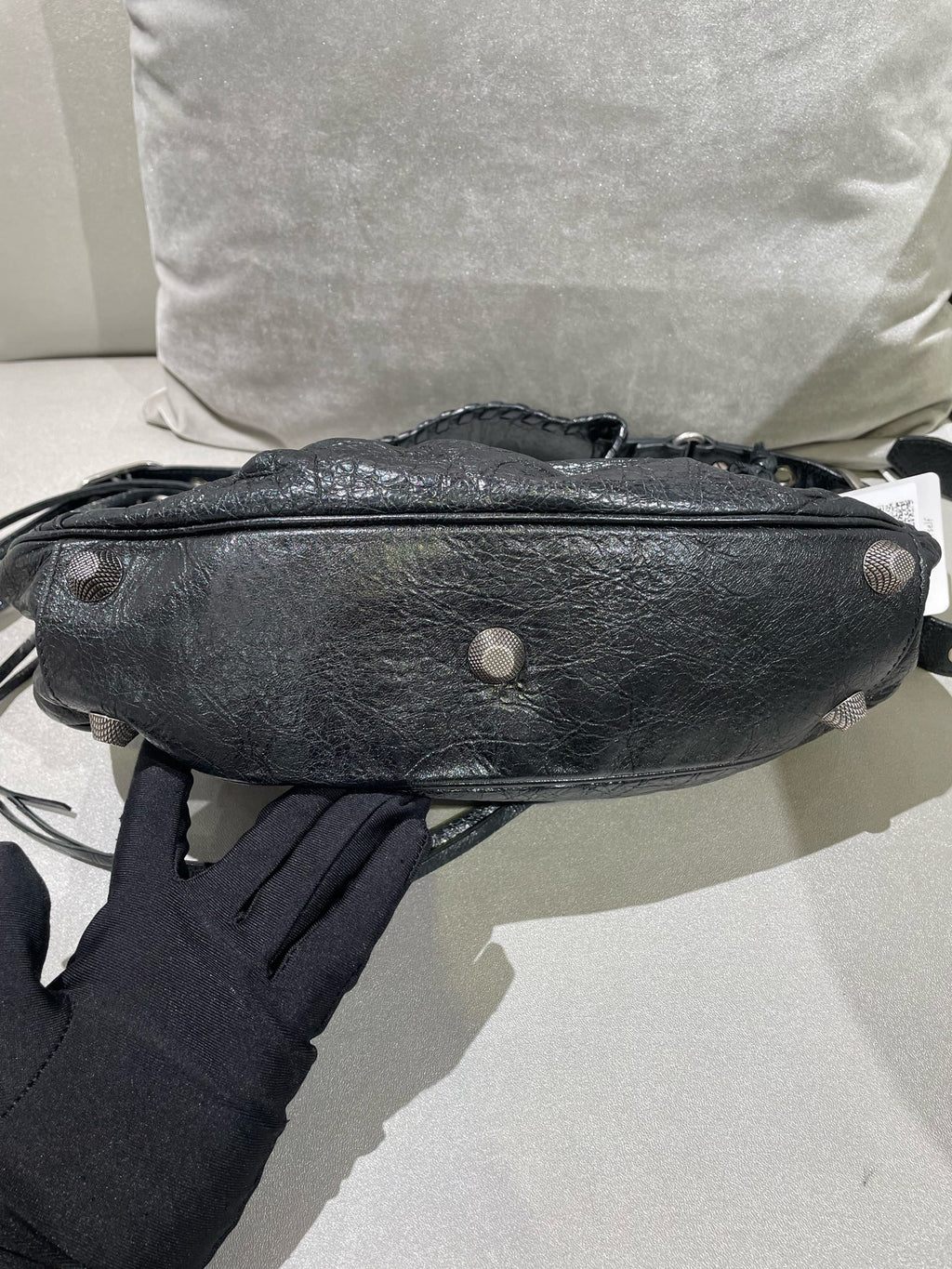 Balenciaga LE CAGOLE Black Shoulder Bag 6713071VG9Y1000