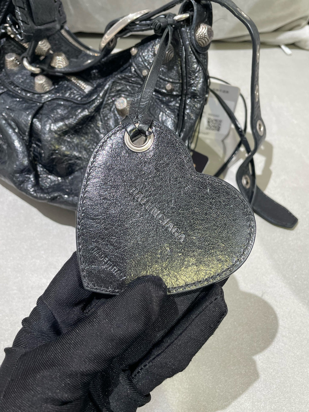 Balenciaga LE CAGOLE Black Shoulder Bag 6713071VG9Y1000