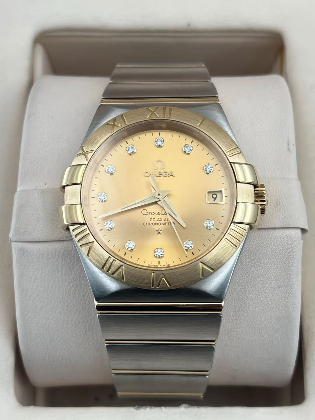 Omega Constellation Series Automatic (self-winding) watch 35 123.20.35.20.58.001