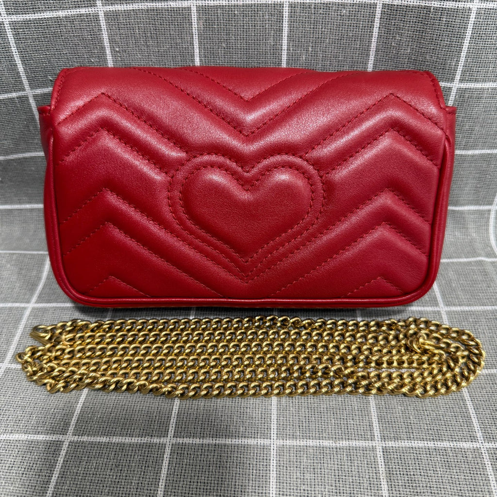 Gucci GG Marmont Collection Red 476433 DTDHT 6832