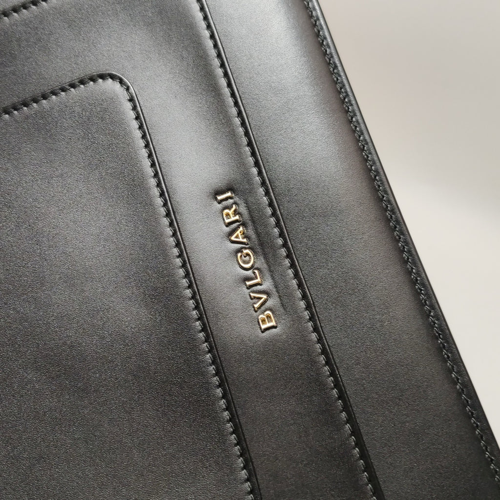 Bvlgari Shoulder Bag 290195