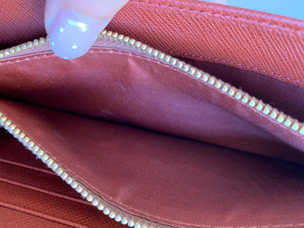 Prada Red