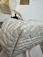 Dior White