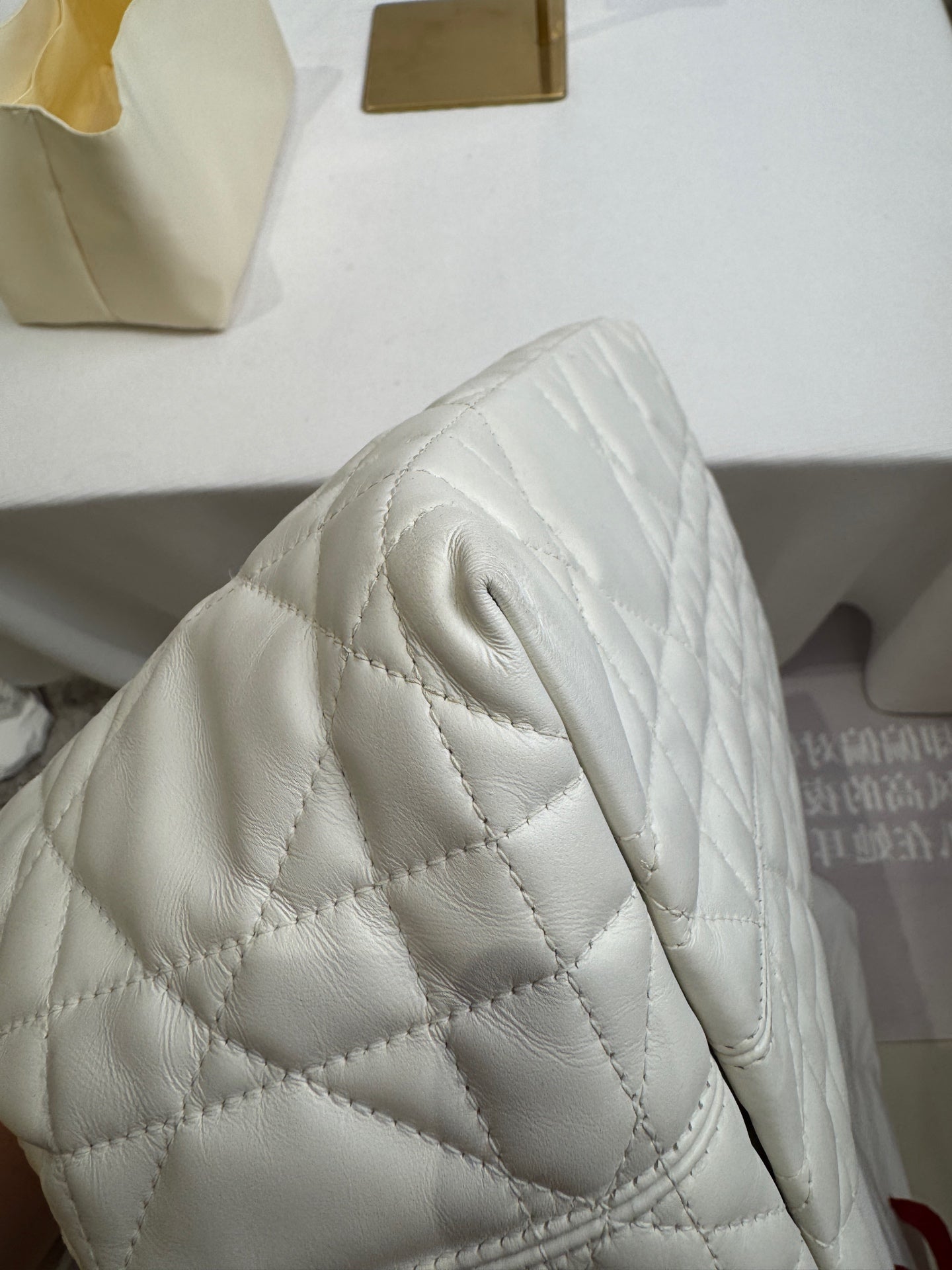 Dior White