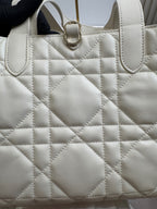 Dior White