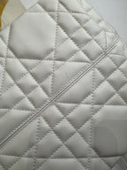 Dior White