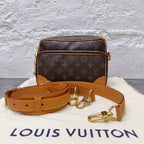 Louis Vuitton Messenger Bag