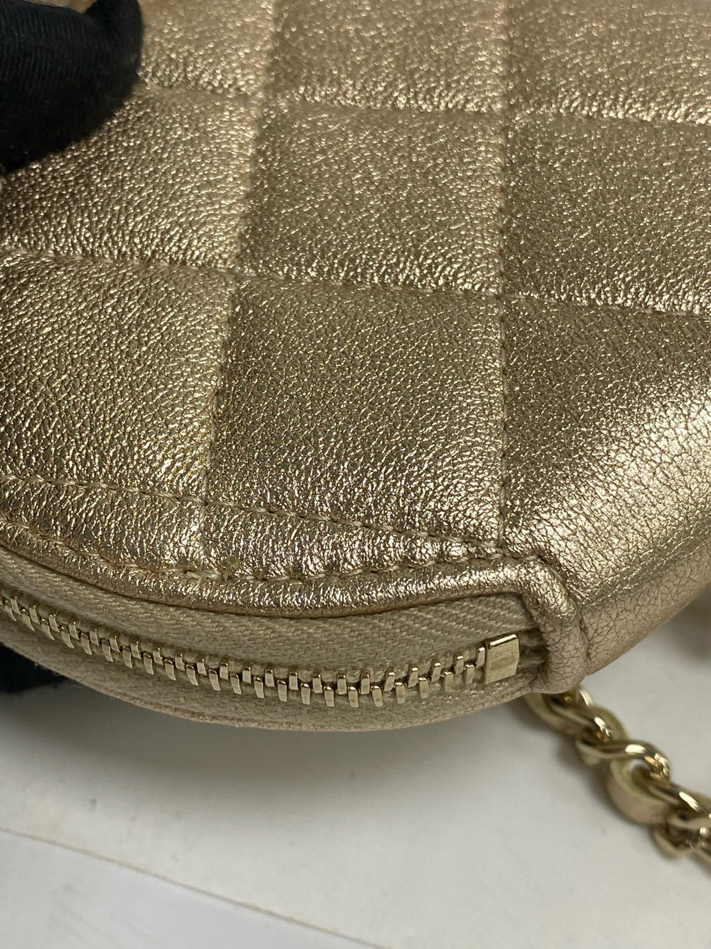 Chanel Metal Gold