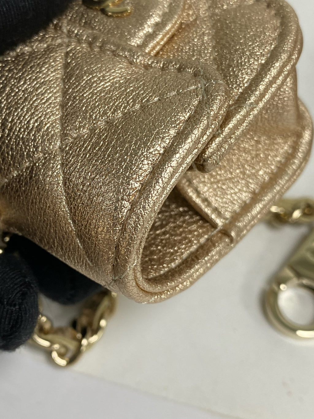 Chanel Metal Gold