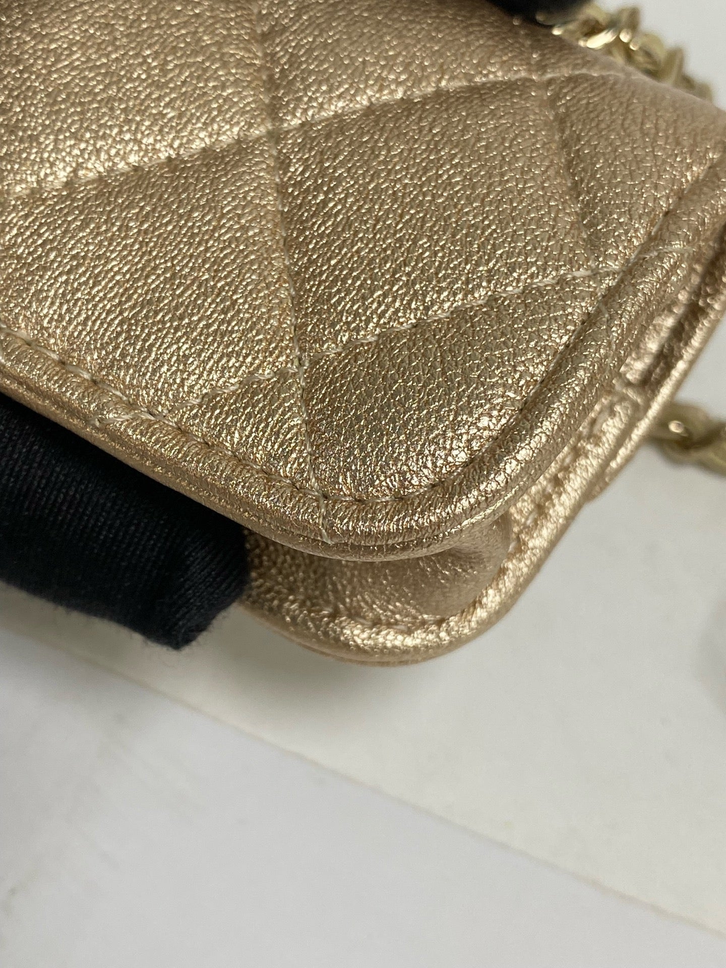 Chanel Metal Gold