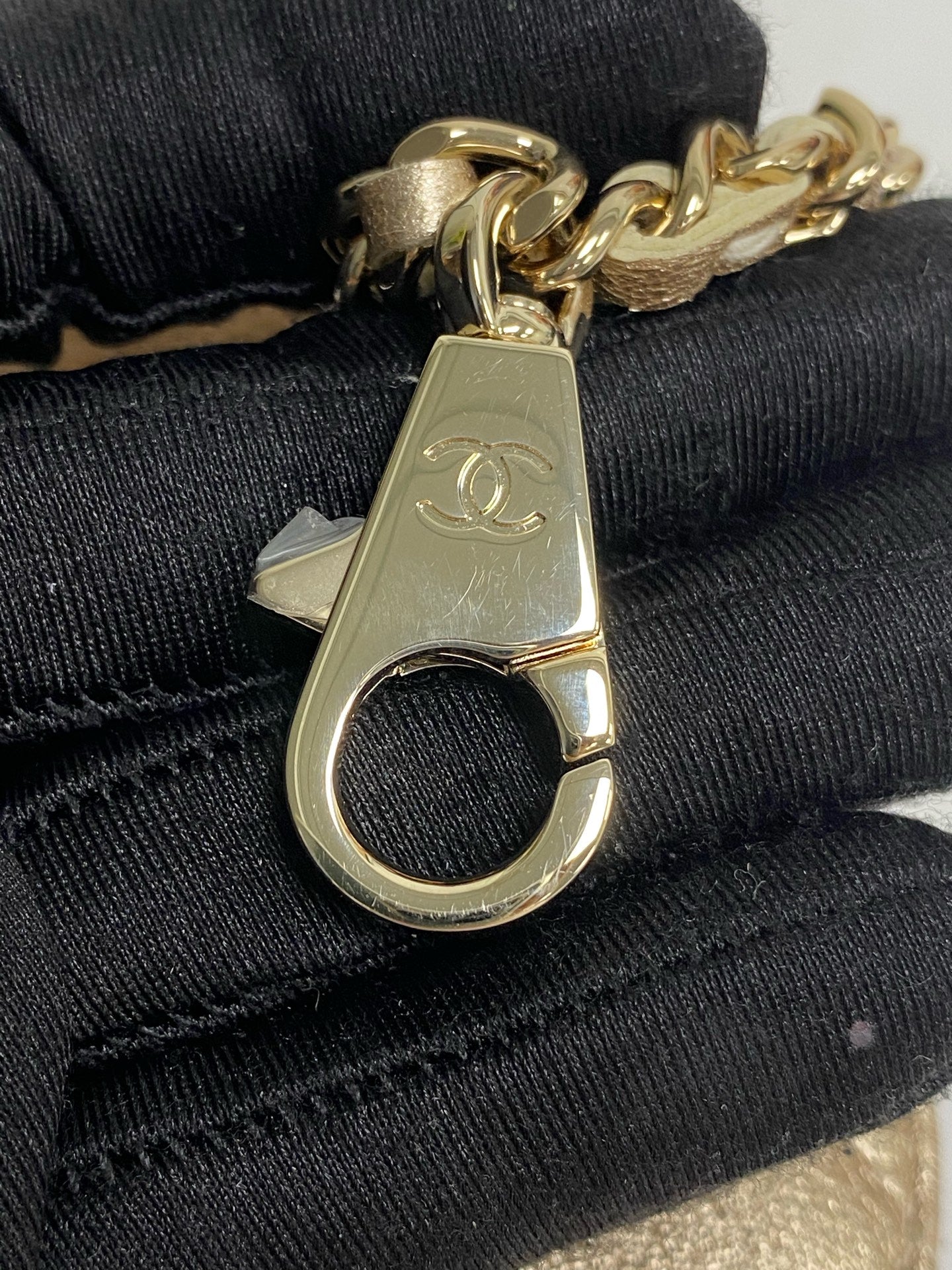Chanel Metal Gold