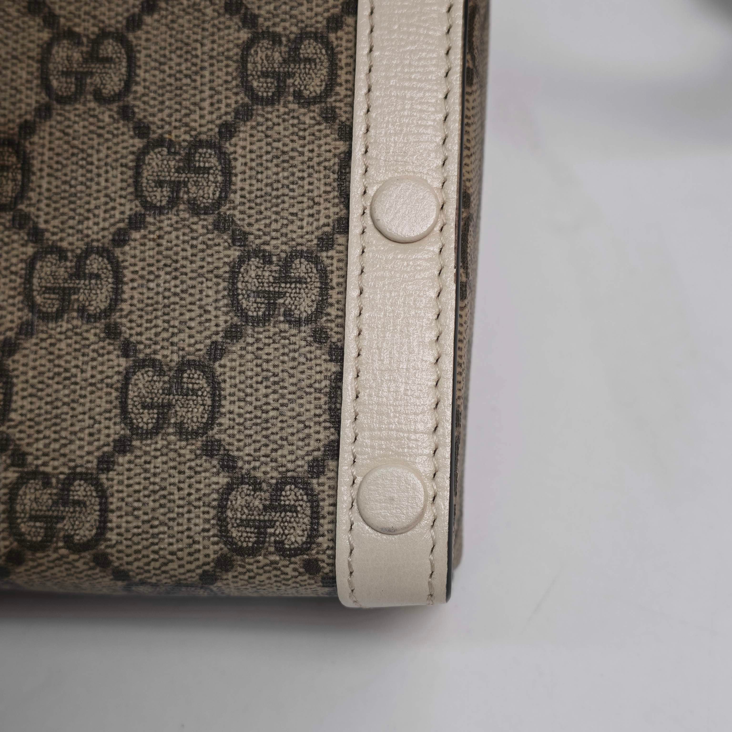 Gucci White 625615-92TCG-9761