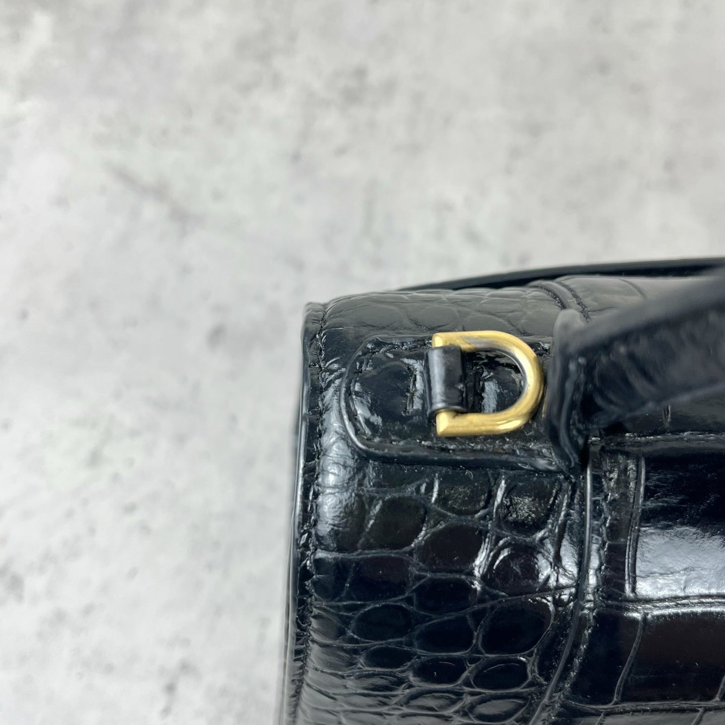 Balenciaga HOURGLASS 5935461LRGM1000