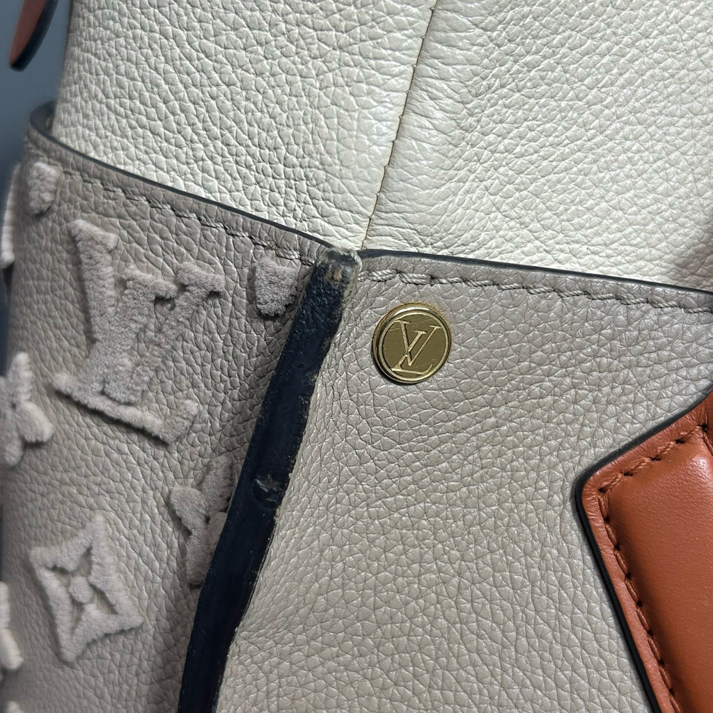 Louis Vuitton Tote