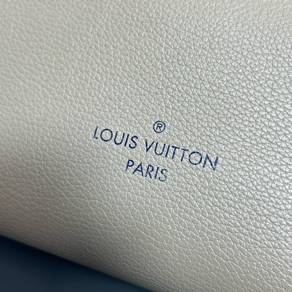 Louis Vuitton Tote