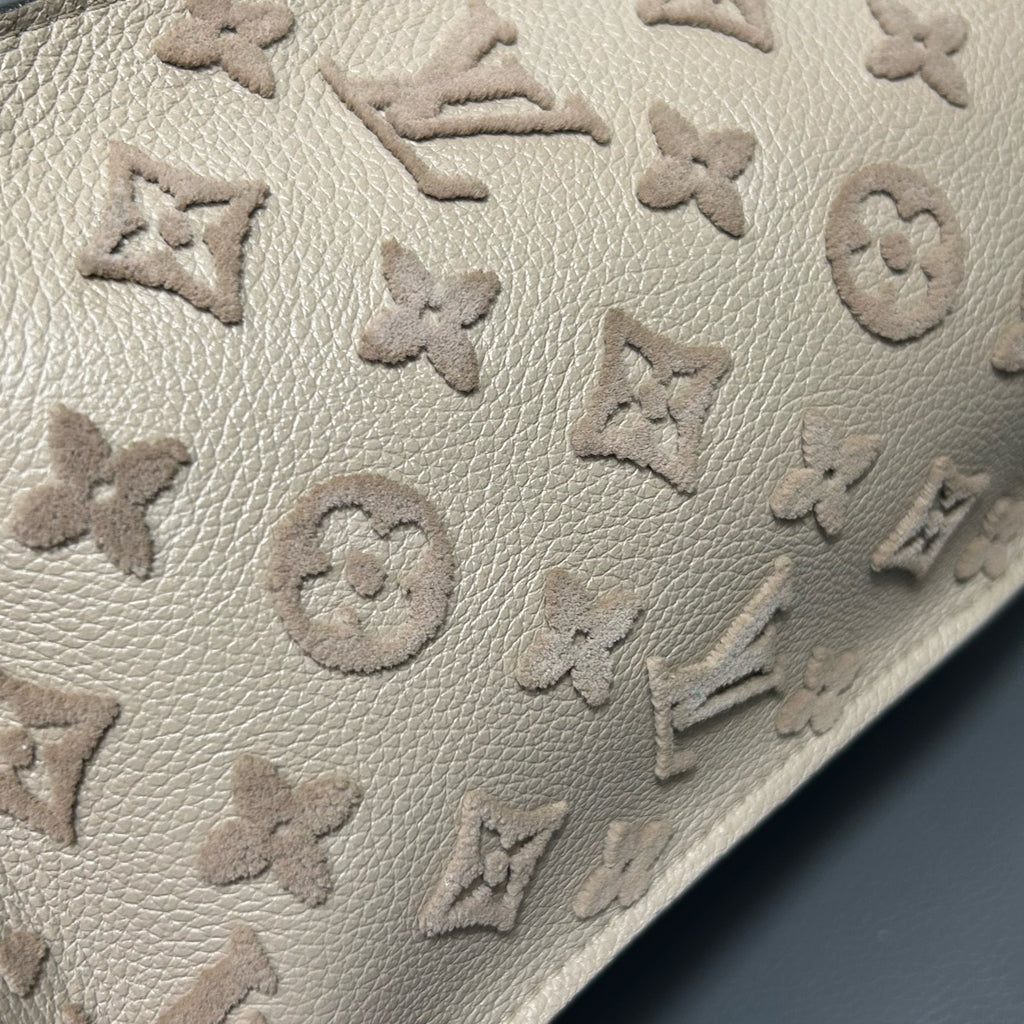Louis Vuitton Tote