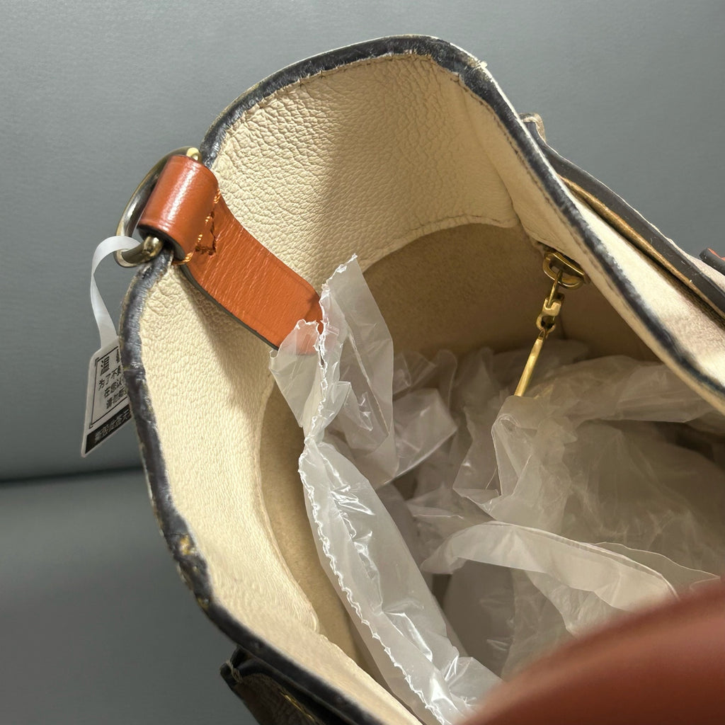 Louis Vuitton Tote