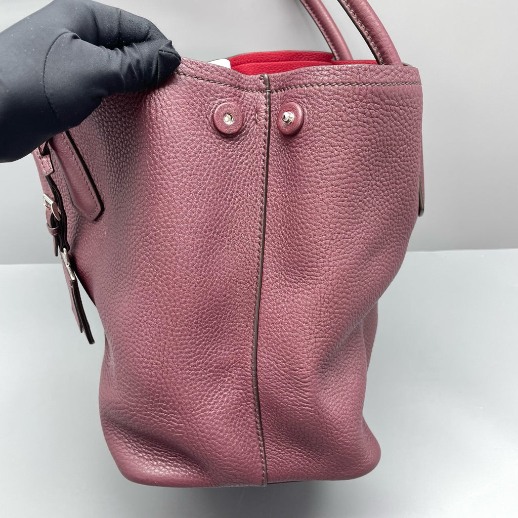 Prada Red