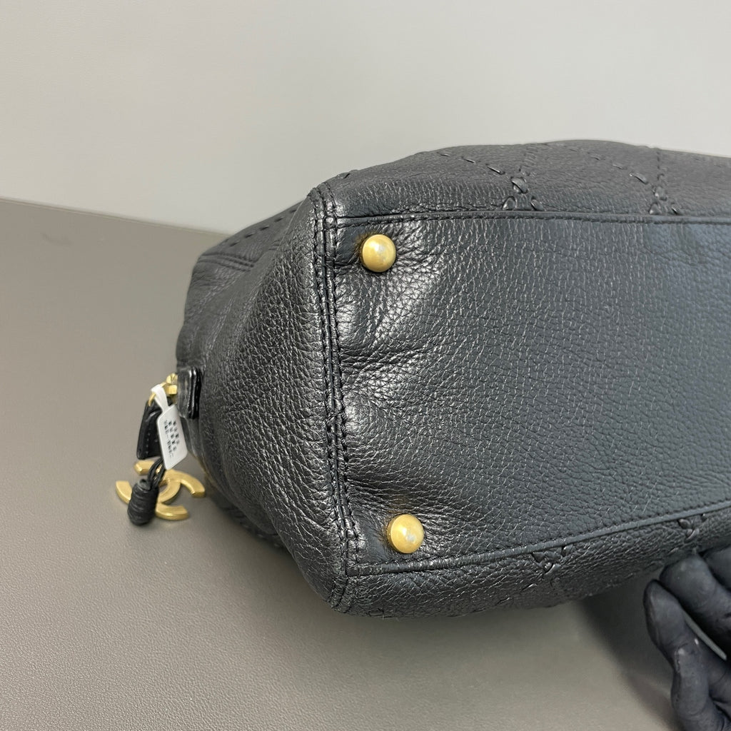 Chanel Black
