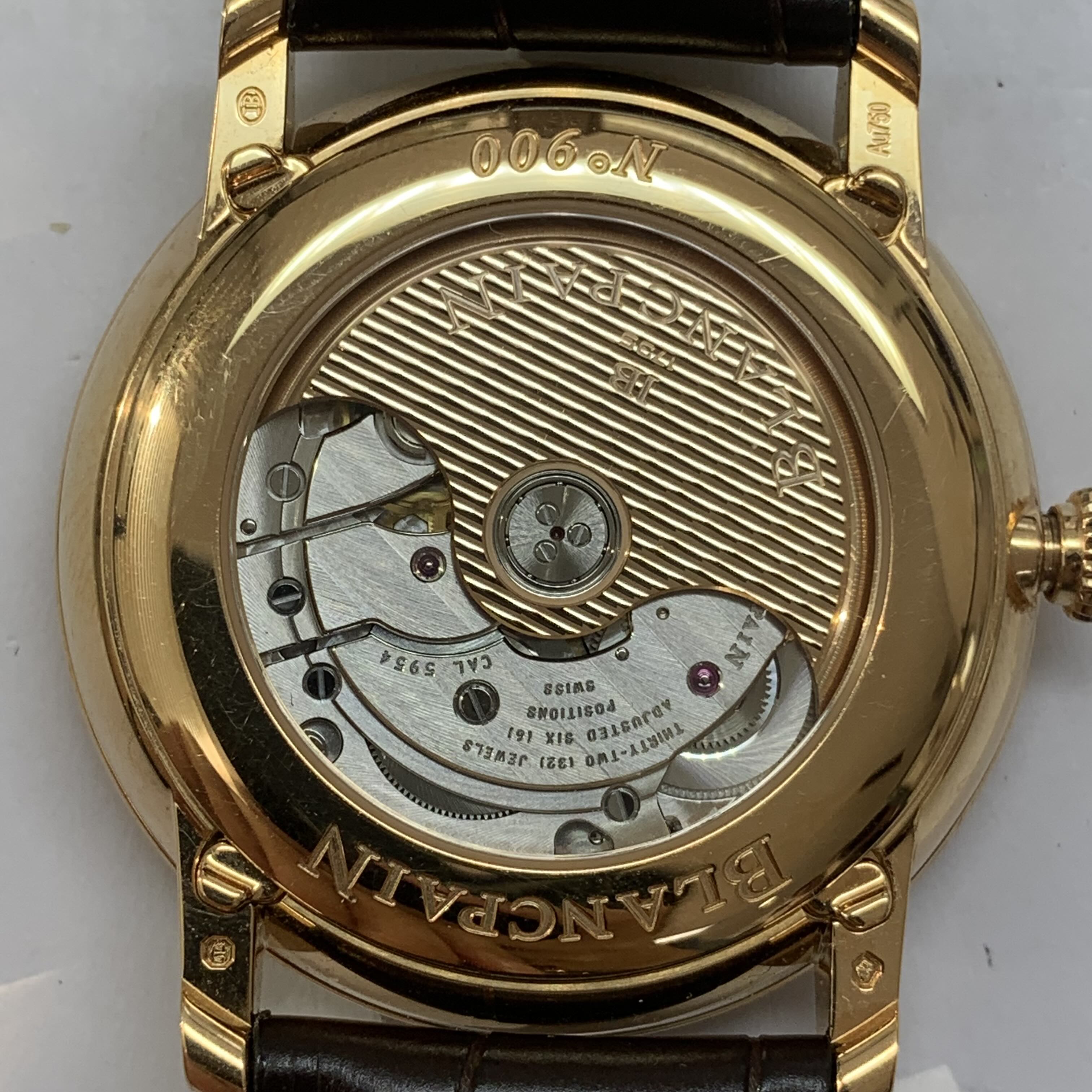 Blancpain Classic  40.30 mm  6656-3642-55B