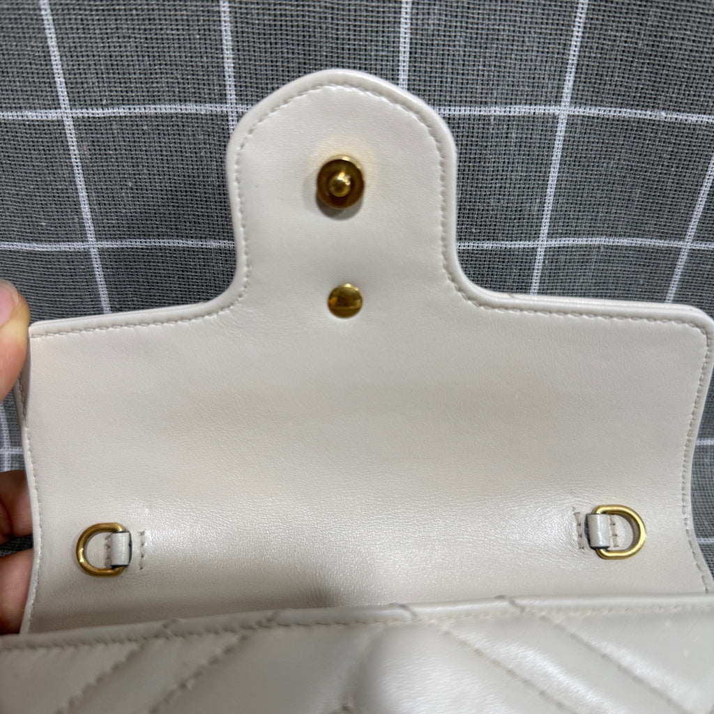 Gucci GGMarmont Collection Super-Mini Handbag Leather Gold 476433DTDHT1712