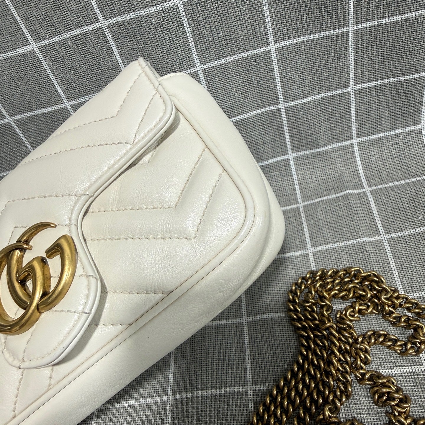 Gucci GGMarmont Collection Super-Mini Handbag Leather Gold 476433DTDHT1712