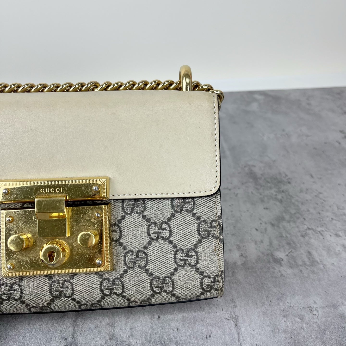 Gucci Yellow 409487KLQJG9763