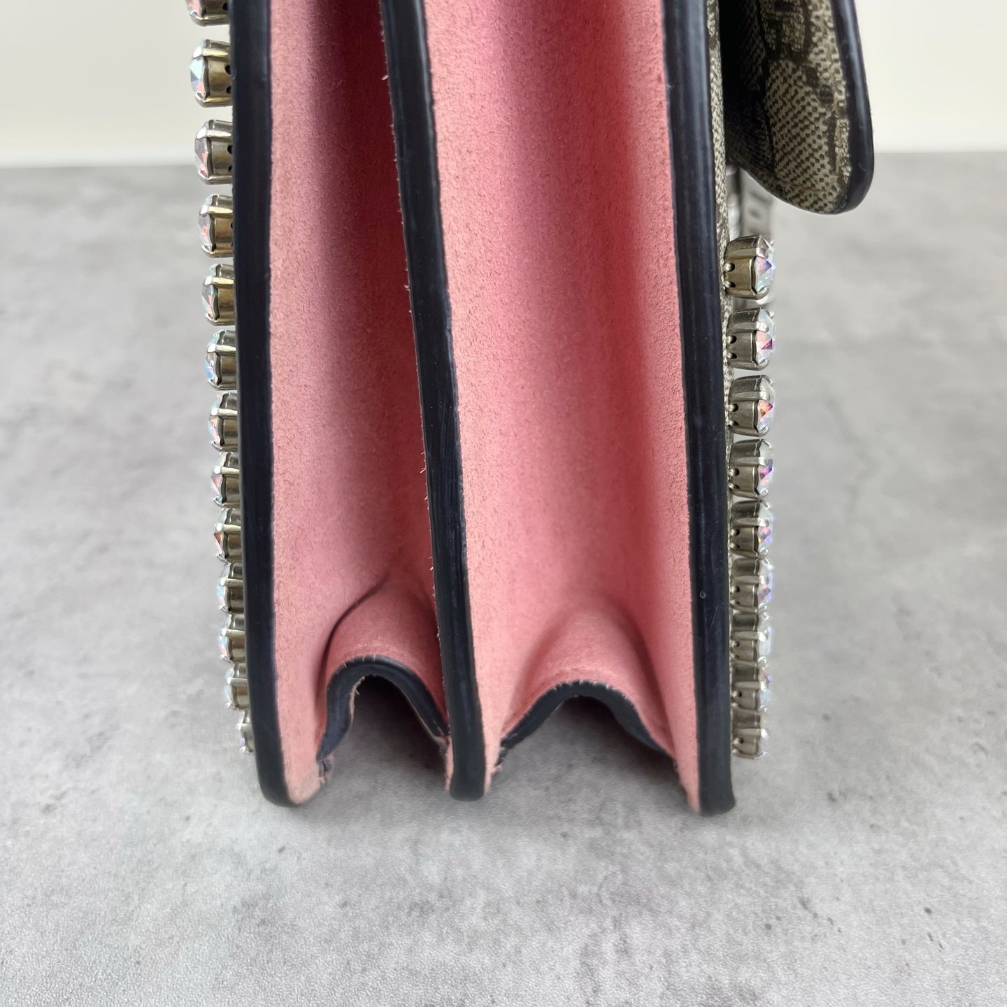 Gucci Pink 4002499F2FN8357