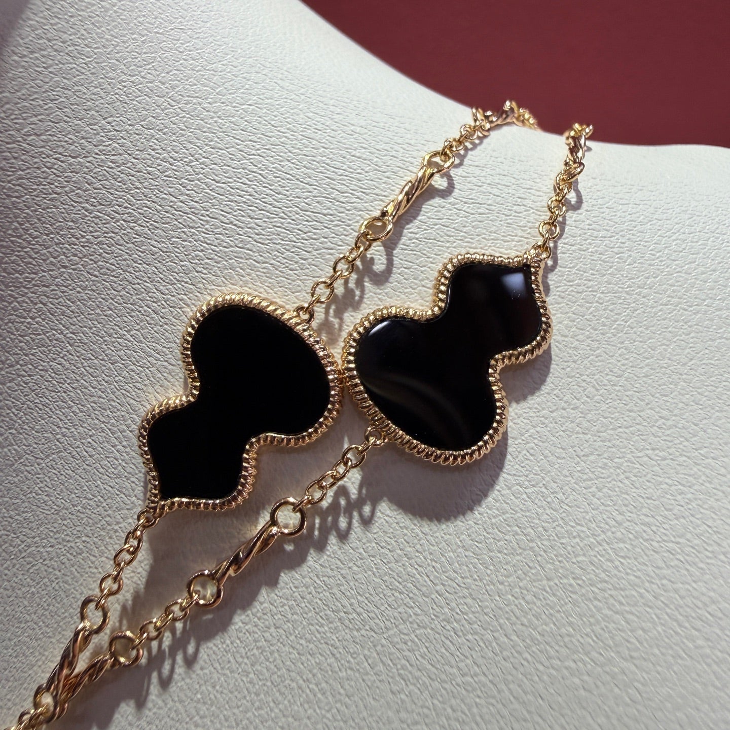 Qeelin Necklace