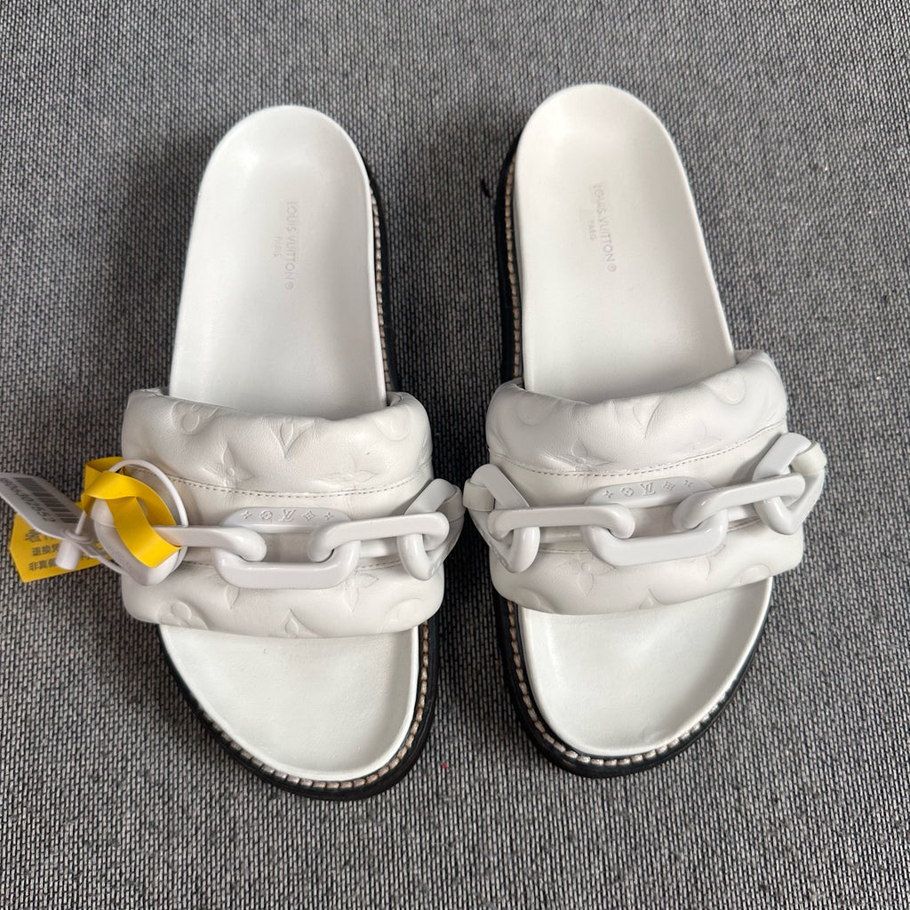 Louis Vuitton Flip flop