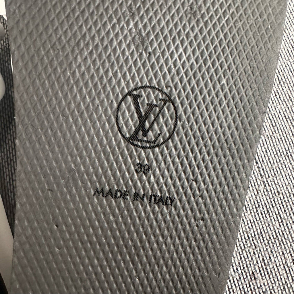 Louis Vuitton Flip flop