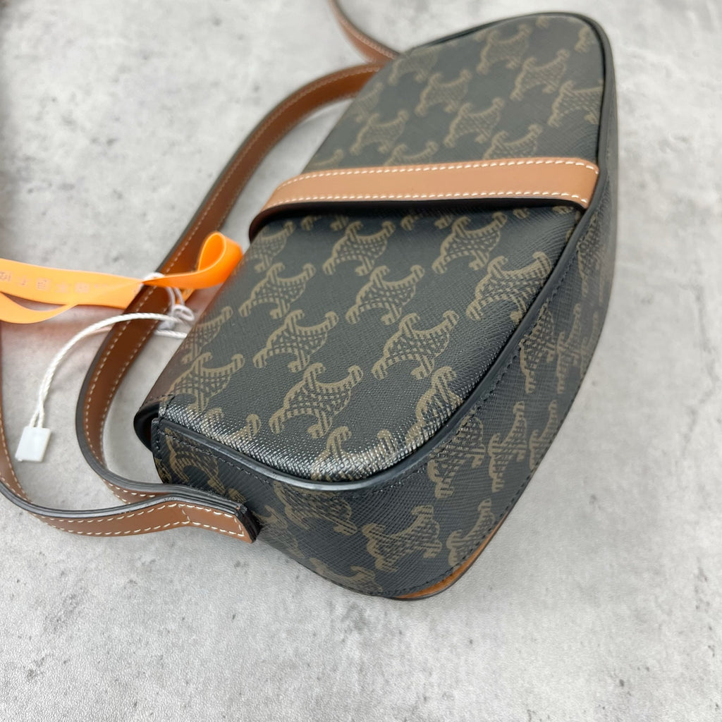 Celine CONF.10I592DQ2.04LU