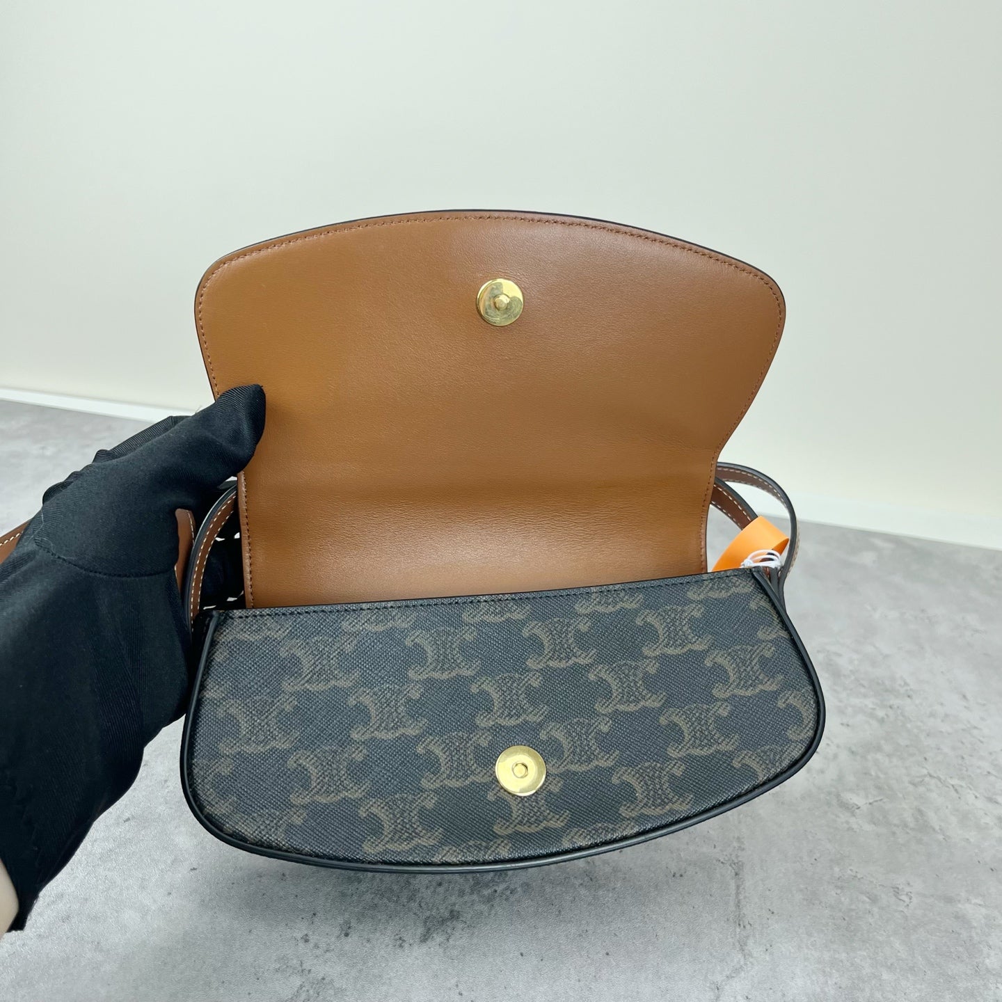 Celine CONF.10I592DQ2.04LU