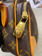 Louis Vuitton Messenger Bag