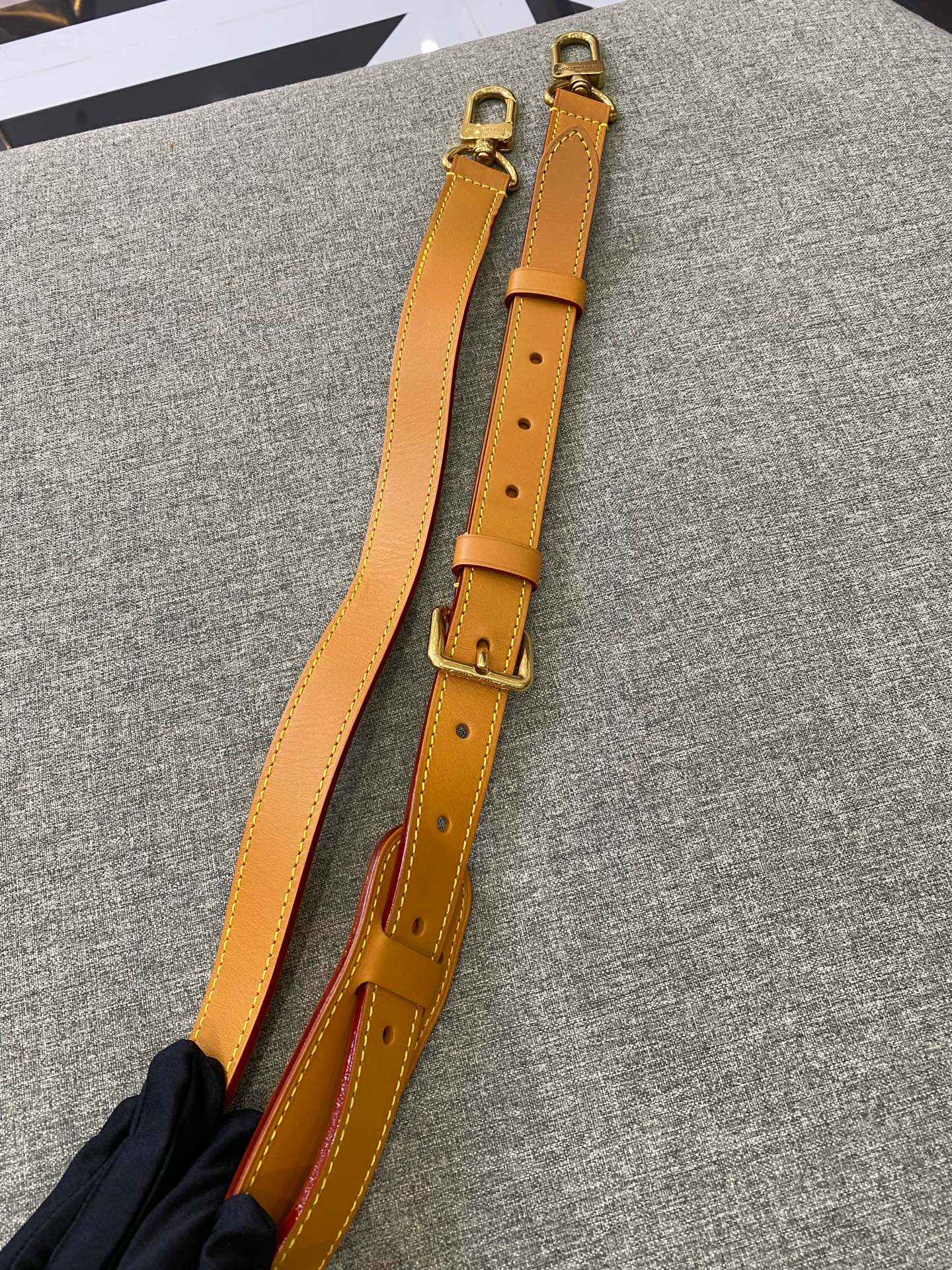 Louis Vuitton Messenger Bag