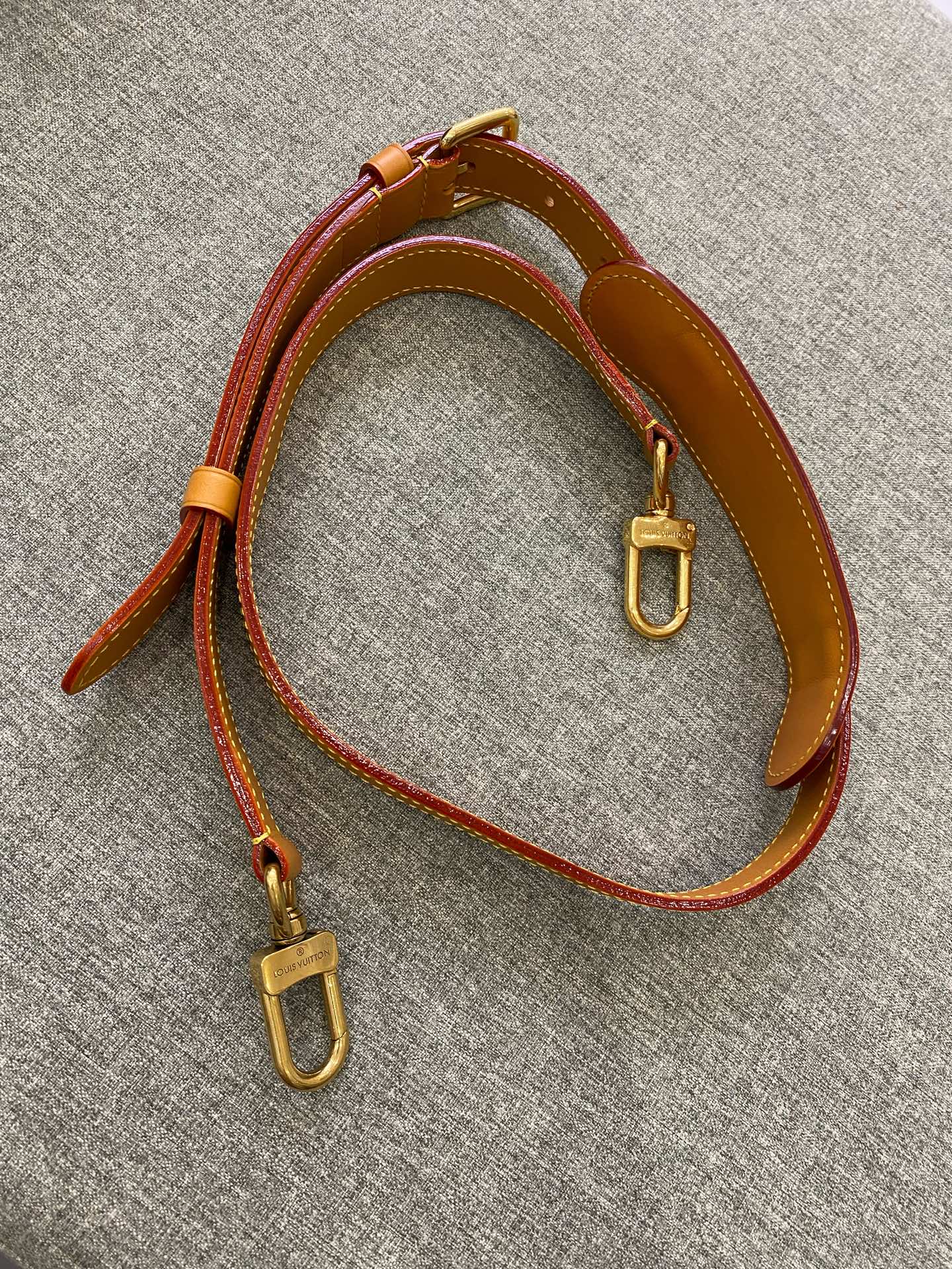 Louis Vuitton Messenger Bag
