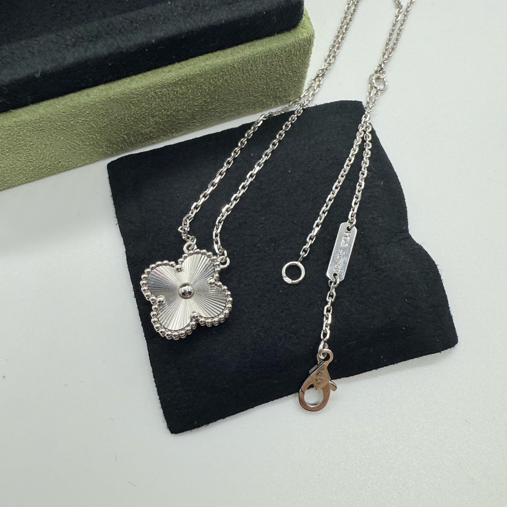 Van Cleef & Arpels Necklace