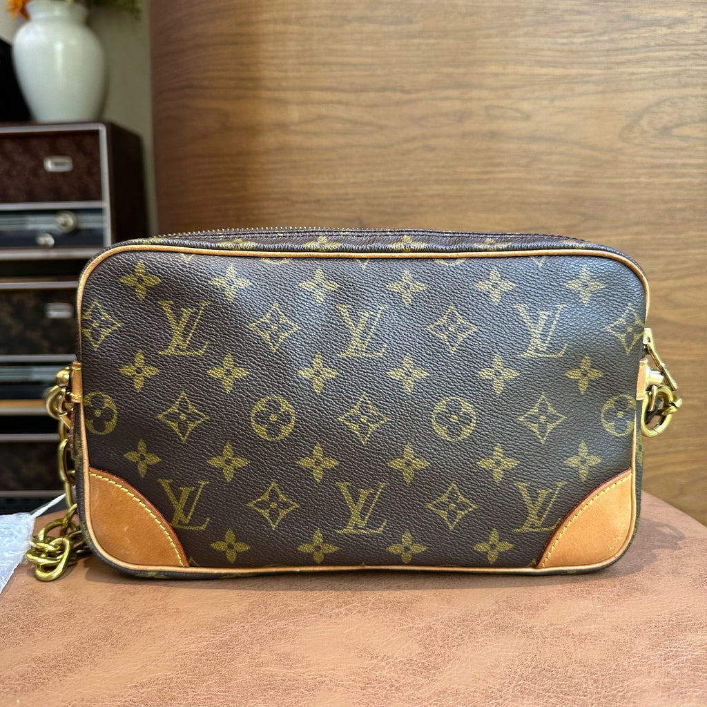 Louis Vuitton Clutch