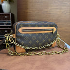 Louis Vuitton Clutch