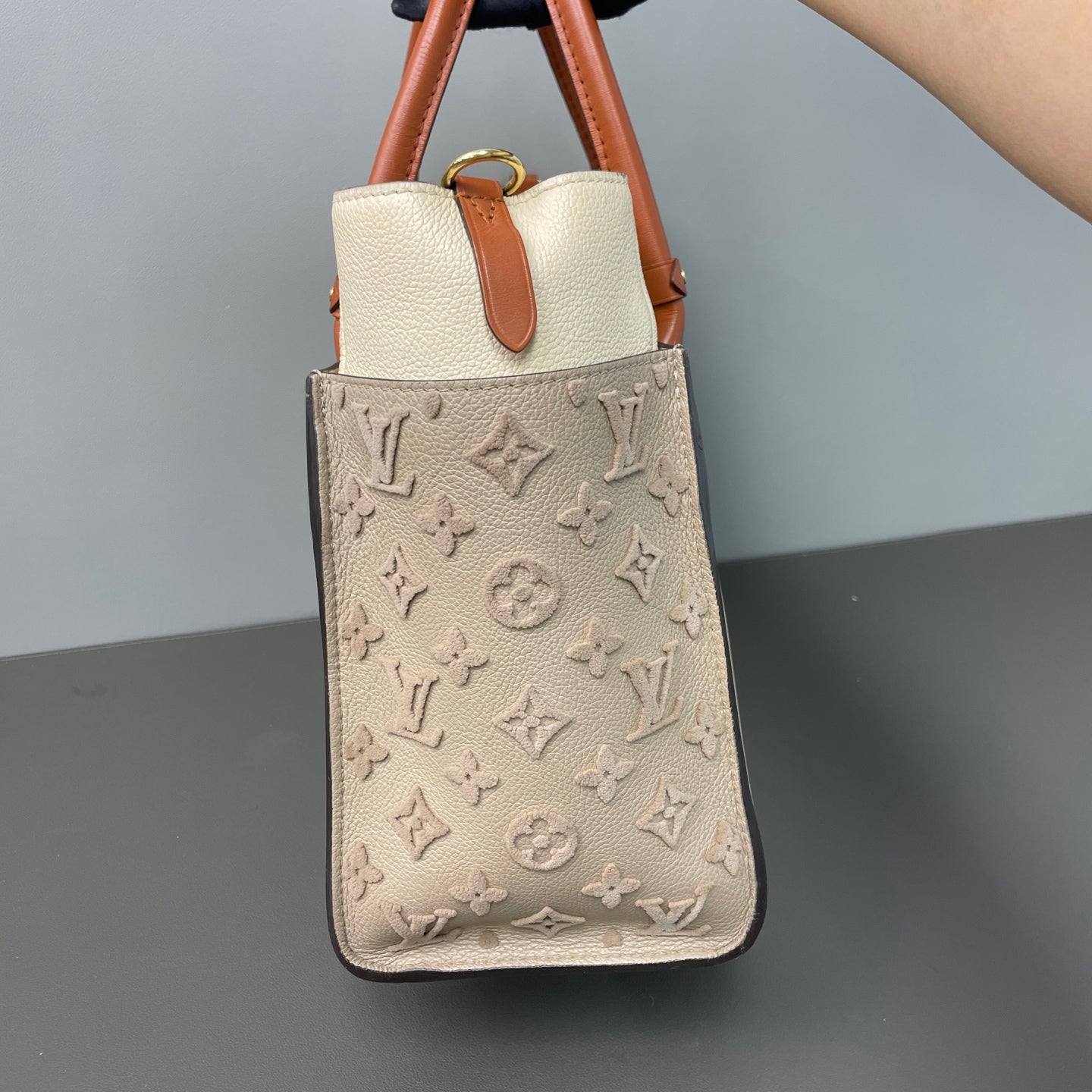 Louis Vuitton Tote