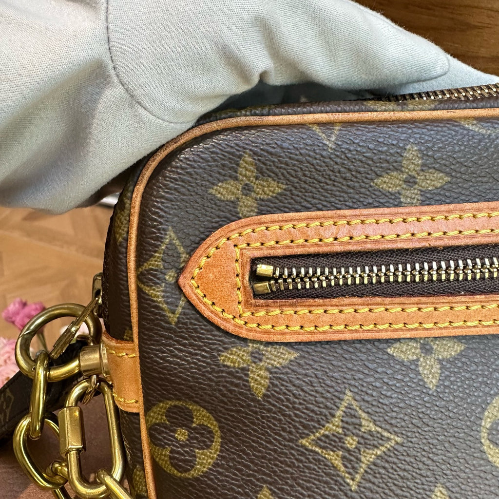 Louis Vuitton Clutch