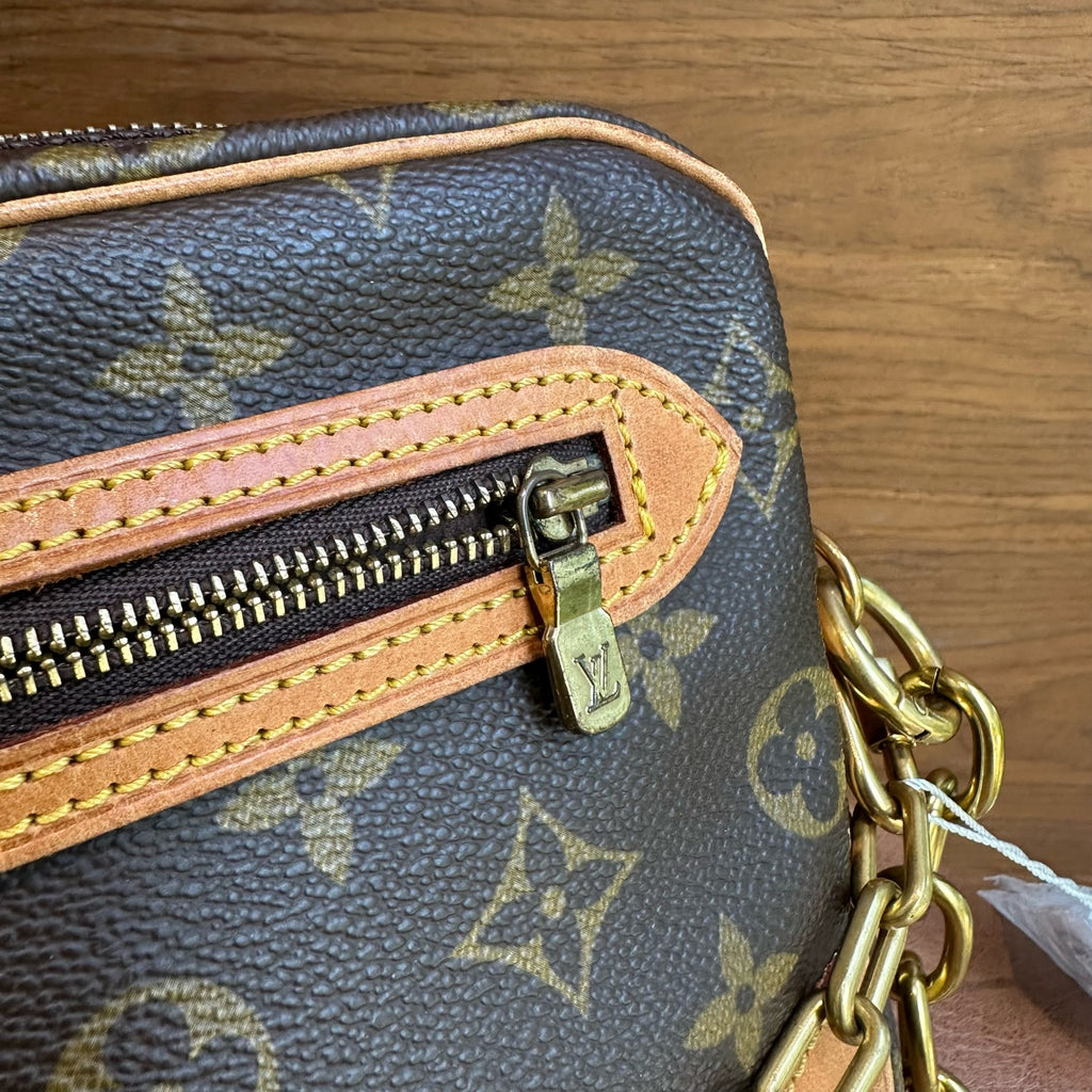 Louis Vuitton Clutch
